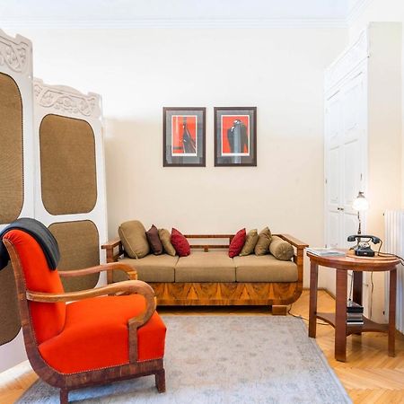 Stunning Spacious Art Nouveau Apart , Grand Piano Apartment Budapest Exterior photo