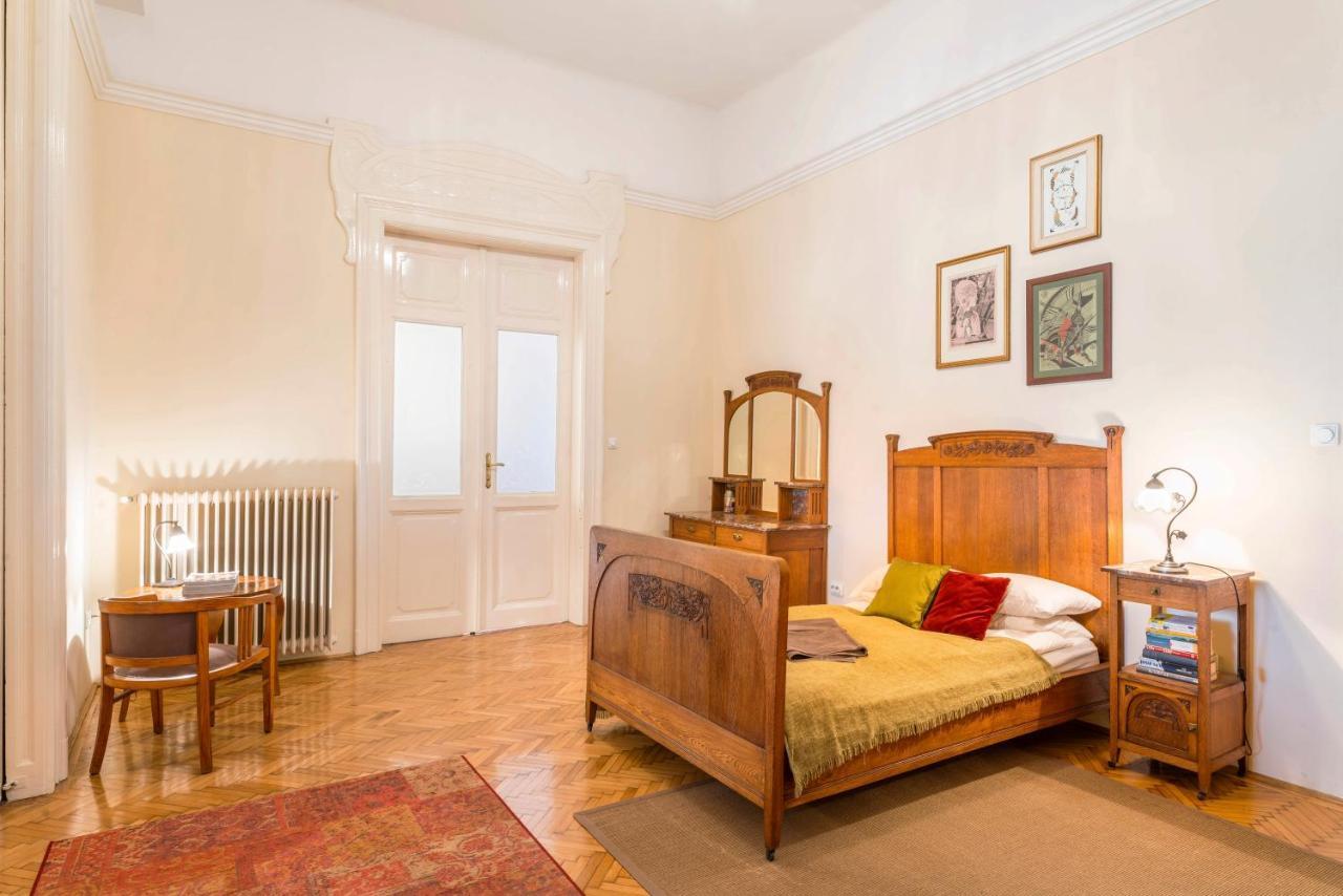 Stunning Spacious Art Nouveau Apart , Grand Piano Apartment Budapest Exterior photo