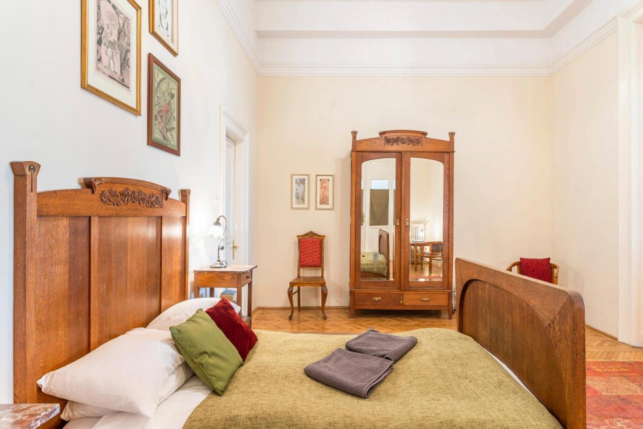 Stunning Spacious Art Nouveau Apart , Grand Piano Apartment Budapest Exterior photo