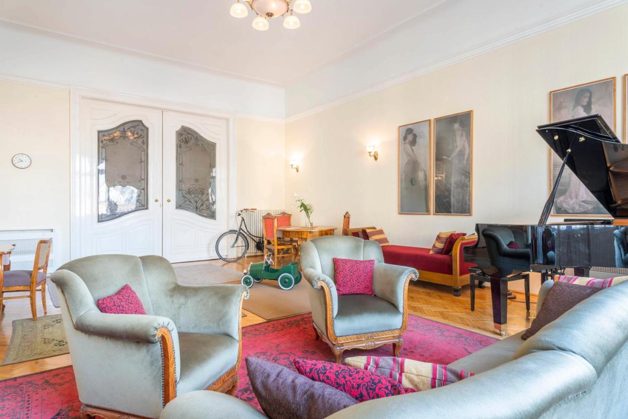 Stunning Spacious Art Nouveau Apart , Grand Piano Apartment Budapest Exterior photo